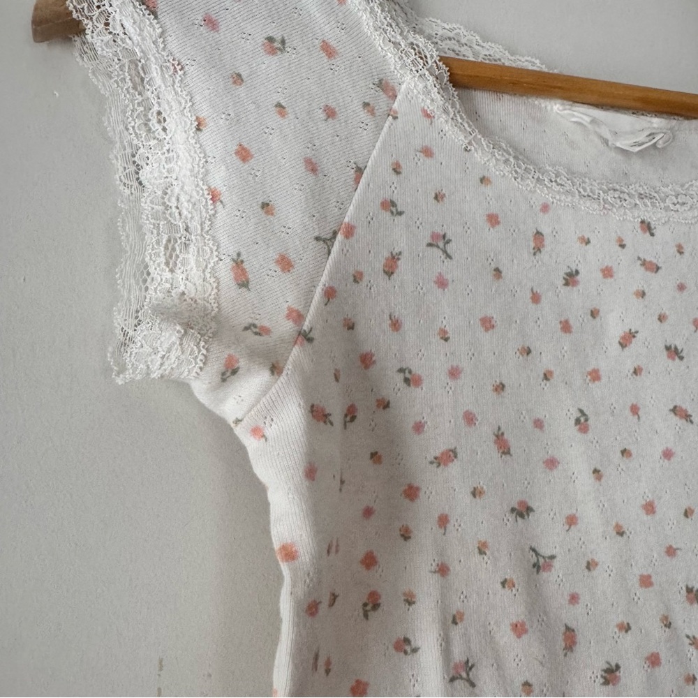 Crop Tee - Picture 4 of 5